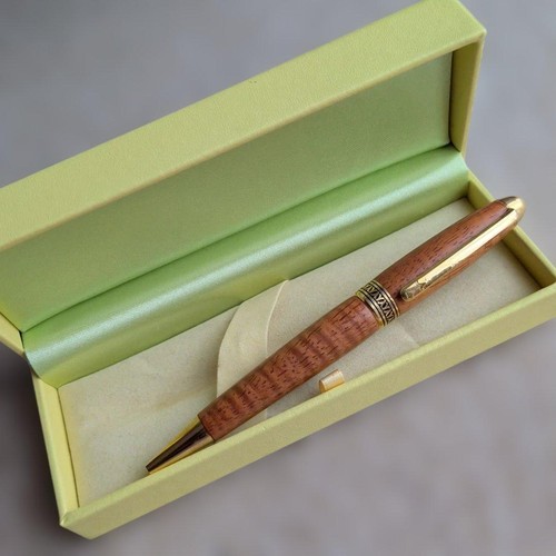 Titel martin macarthur koa - martin,
